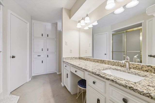 11334 Chevy Chase, Houston, TX 77077