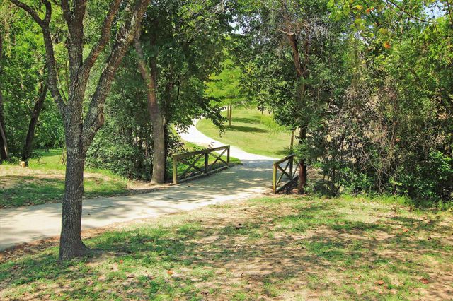 11334 Chevy Chase, Houston, TX 77077