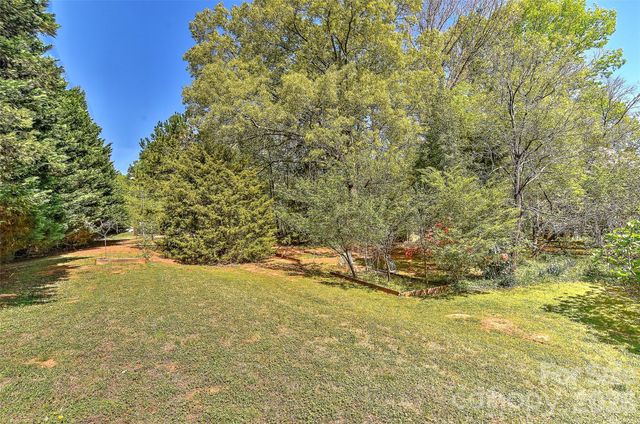 3329 Rusty Court, Charlotte, NC 28227