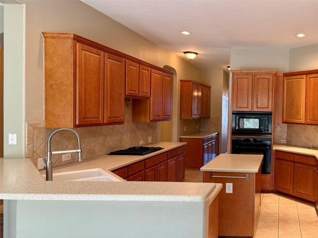 8024 COBBLESTONE, Austin, TX 78735