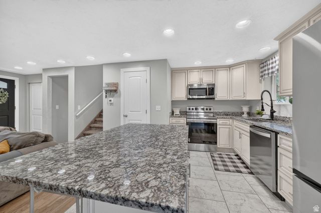 443 E 1450 N, Bountiful, UT 84010
