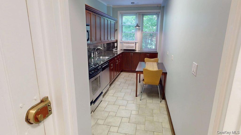 48-18 44th Street 1C, Woodside, NY 11377 — photo 2