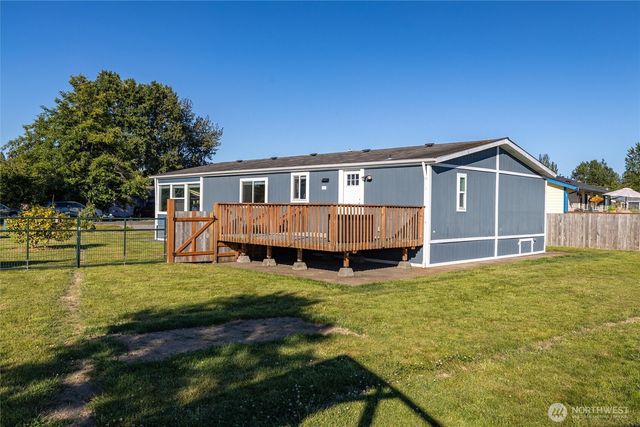 7525 Roblee Drive, Blaine, WA 98230