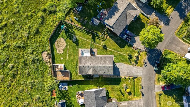 7525 Roblee Drive, Blaine, WA 98230