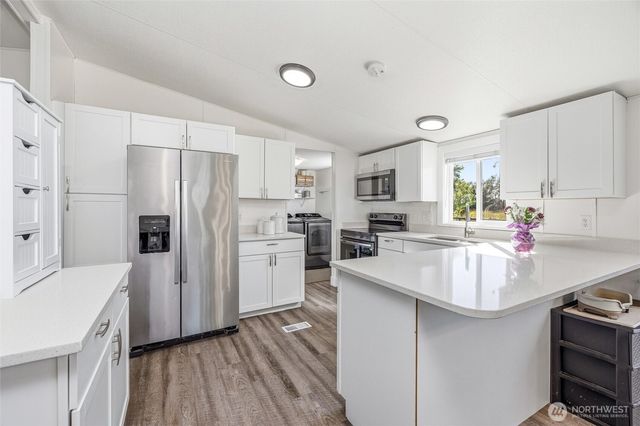 7525 Roblee Drive, Blaine, WA 98230