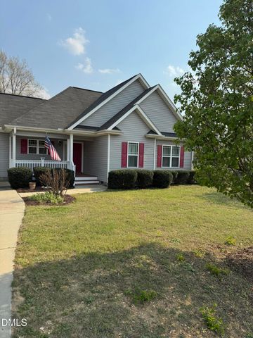 245 Oxfordshire Drive, Fuquay Varina, NC 27526