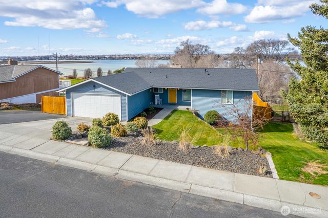 2032 S Beaumont Drive, Moses Lake, WA 98837