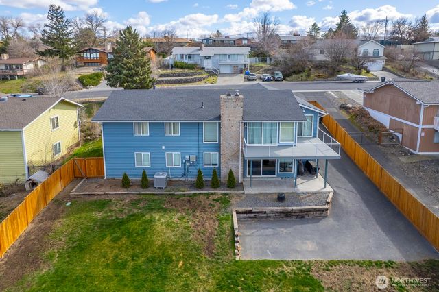 2032 S Beaumont Drive, Moses Lake, WA 98837