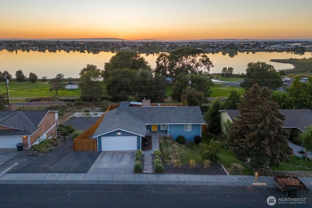 2032 S Beaumont Drive, Moses Lake, WA 98837