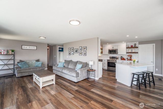 2032 S Beaumont Drive, Moses Lake, WA 98837