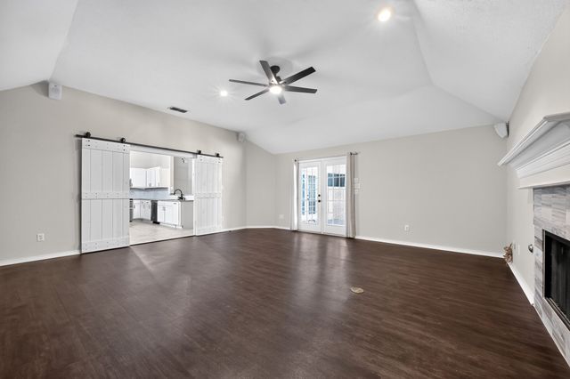 508 Kempson Court, Saginaw, TX 76179