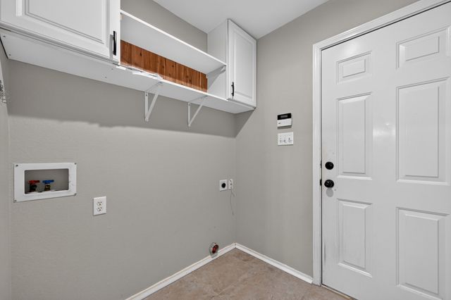 508 Kempson Court, Saginaw, TX 76179