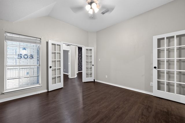 508 Kempson Court, Saginaw, TX 76179