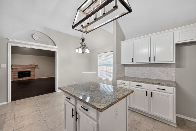 508 Kempson Court, Saginaw, TX 76179