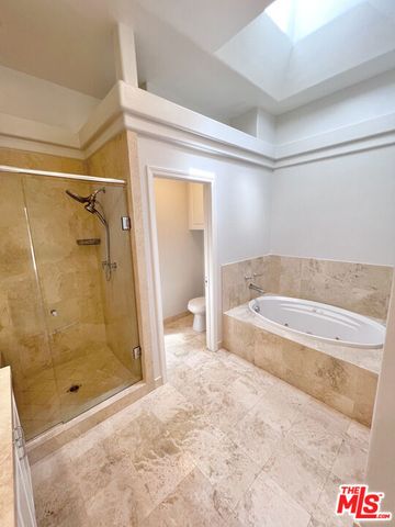 6483 Zuma View Place 104, Malibu, CA 90265
