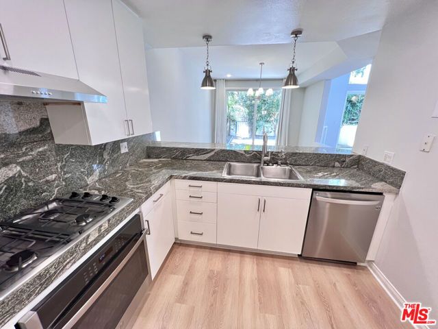 6483 Zuma View Place 104, Malibu, CA 90265
