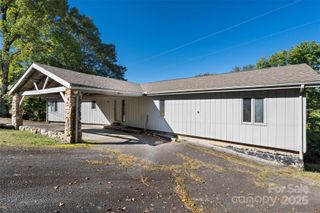 1803 Goforth Road, Blowing Rock, NC 28605