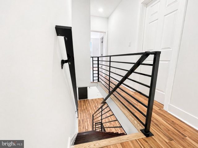 3872 POPLAR ST, Philadelphia, PA 19104