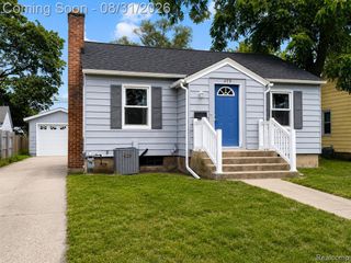 279 W 21st Street, Holland, MI 49423