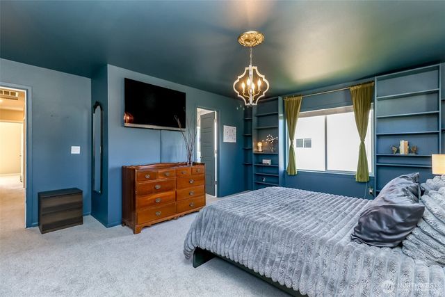 650 McKinley Street, Enumclaw, WA 98022