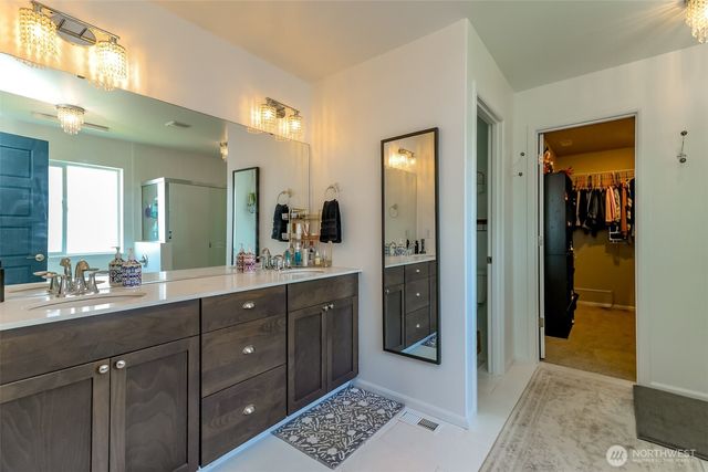 650 McKinley Street, Enumclaw, WA 98022