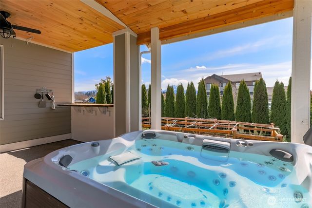 650 McKinley Street, Enumclaw, WA 98022