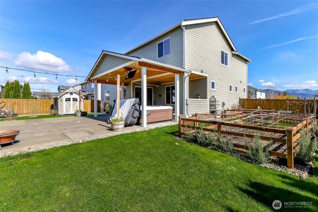 650 McKinley Street, Enumclaw, WA 98022