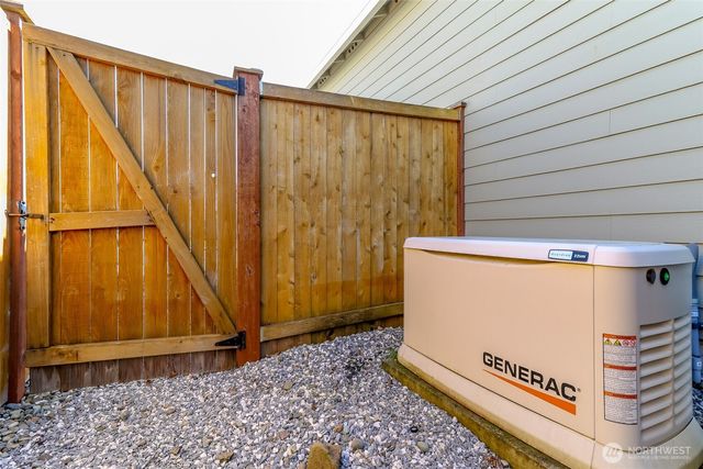 650 McKinley Street, Enumclaw, WA 98022