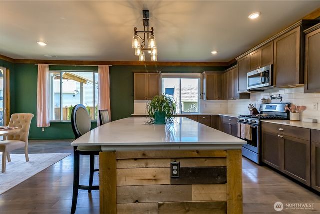 650 McKinley Street, Enumclaw, WA 98022