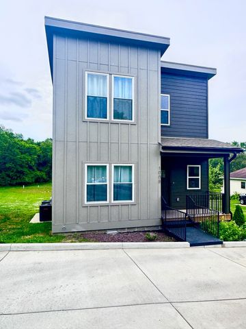 1008 Fontaine Dr, Goodlettsville, TN 37072