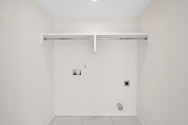 1008 Fontaine Dr, Goodlettsville, TN 37072