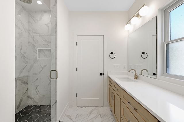 1008 Fontaine Dr, Goodlettsville, TN 37072