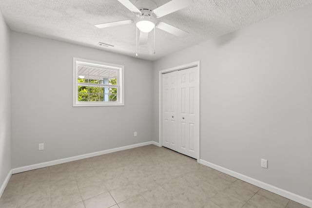 143 Mason Lake Road, Berea, KY 40403