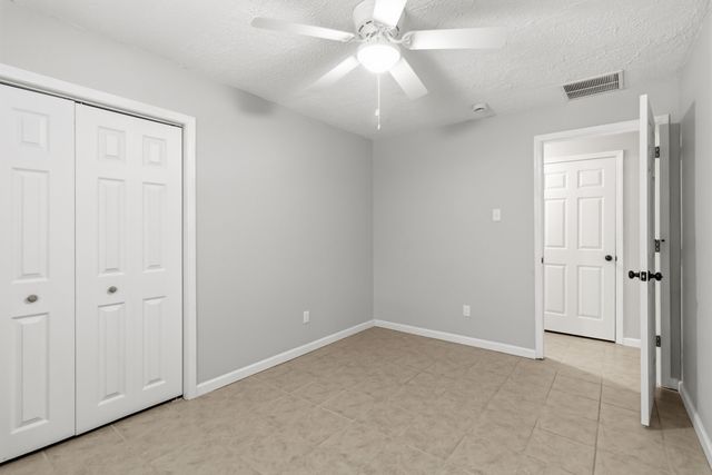 143 Mason Lake Road, Berea, KY 40403