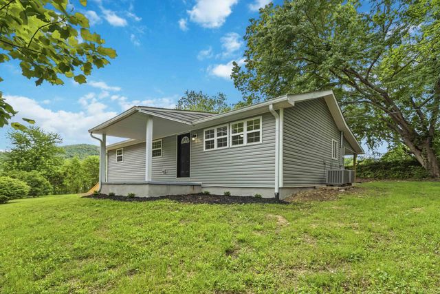 143 Mason Lake Road, Berea, KY 40403