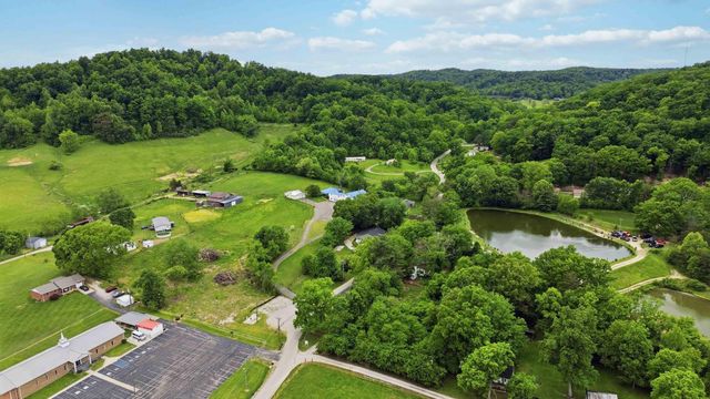143 Mason Lake Road, Berea, KY 40403