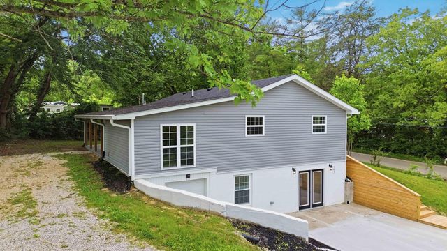 143 Mason Lake Road, Berea, KY 40403