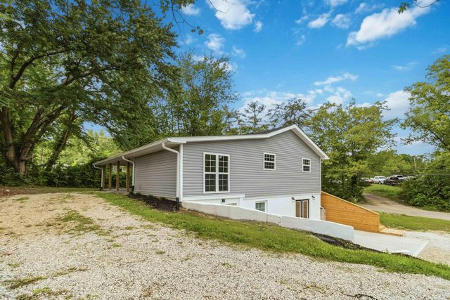 143 Mason Lake Road, Berea, KY 40403