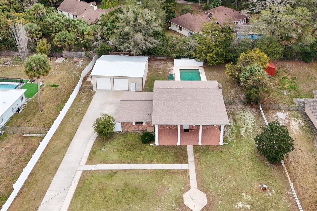 Image 6 of property listing at 11 REYES ROAD, Deland, FL 32724