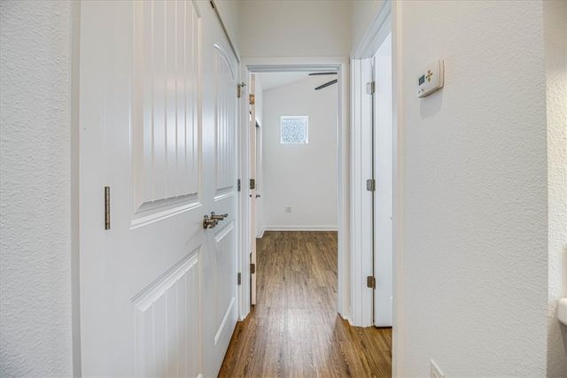 325 10th St, Port Aransas, TX 78373