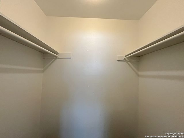 2802 Lasses Blvd Apt 8, San Antonio, TX 78223