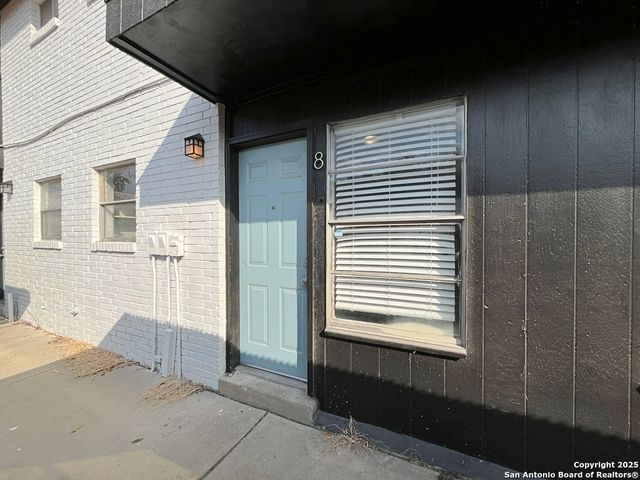 2802 Lasses Blvd Apt 8, San Antonio, TX 78223