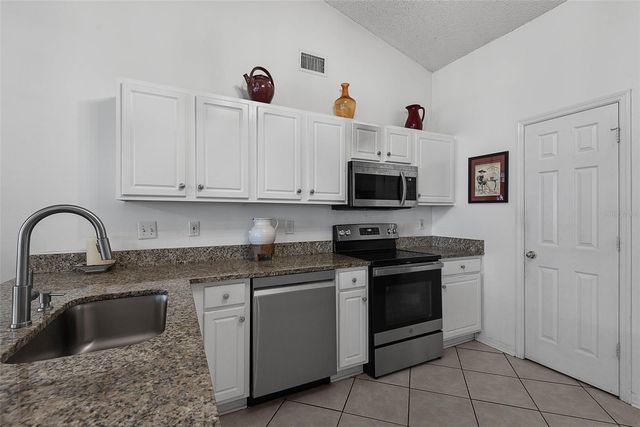 31 WESTMORELAND DRIVE, Palm Coast, FL 32164