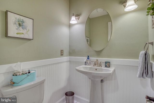 107 COUNTRY FLOWER RD, Newark, DE 19711