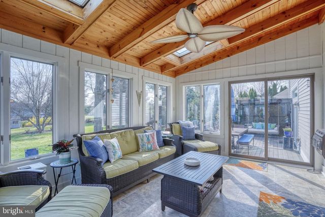 107 COUNTRY FLOWER RD, Newark, DE 19711