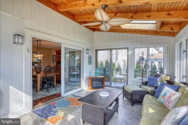 107 COUNTRY FLOWER RD, Newark, DE 19711