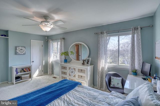 107 COUNTRY FLOWER RD, Newark, DE 19711