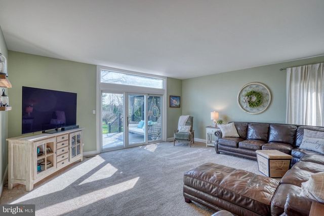 107 COUNTRY FLOWER RD, Newark, DE 19711