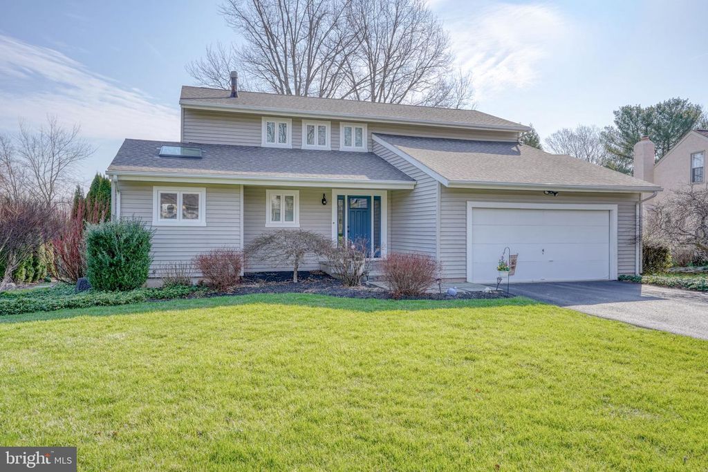 107 COUNTRY FLOWER RD, Newark, DE 19711