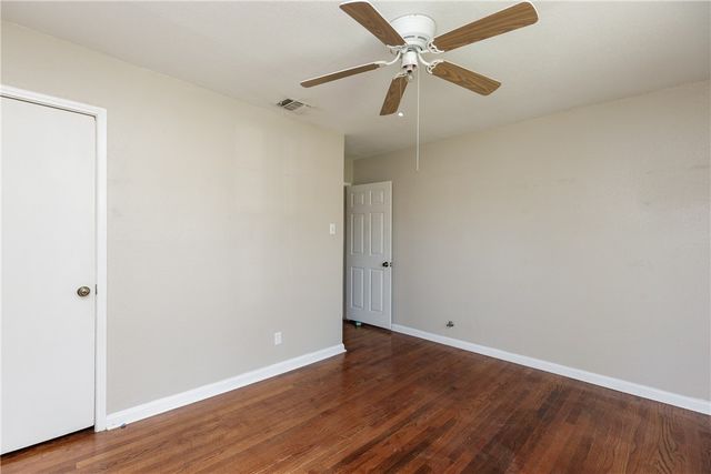 3513 Monterrey St, Corpus Christi, TX 78411